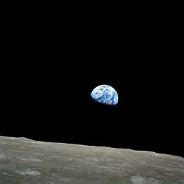 260px-NASA-Apollo8-Dec24-Earthrise